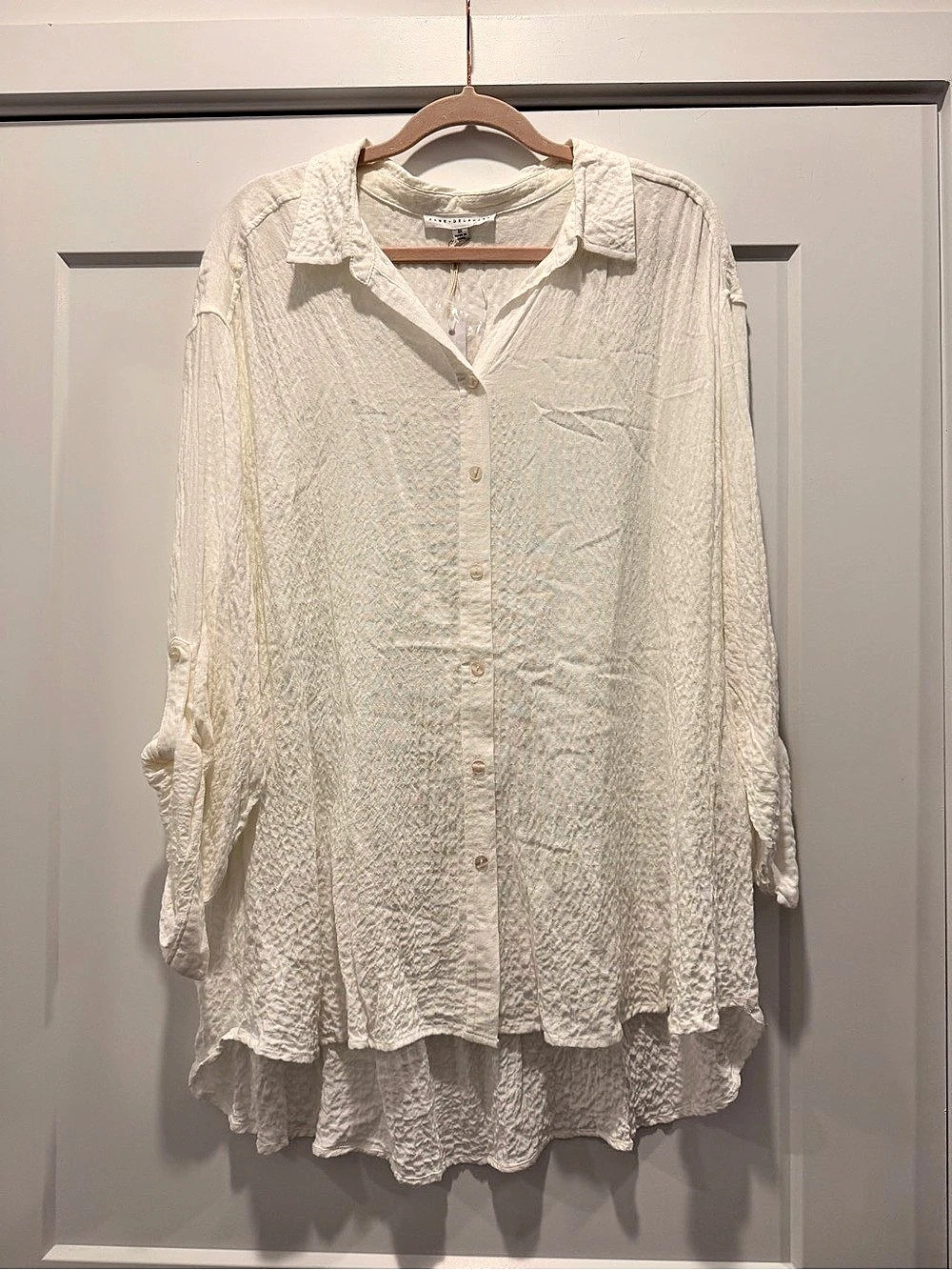 Jane + Delancey Textured Button Down Shirt in White Size 2X NWT